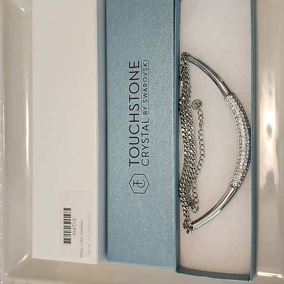 Touchstone Crystal White Collar Necklace - Picture 5 of 5